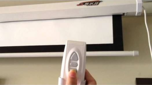 I-View 100" 16:10 215x135cms, Electrical Projector Screen with Remote